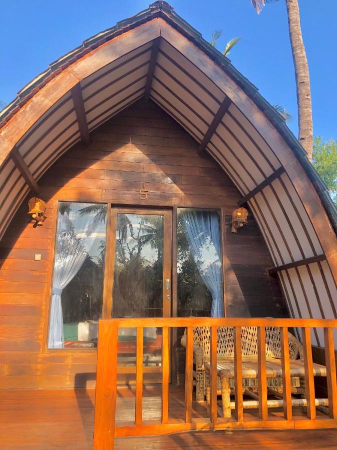 Blue Moon Meno Hotel Ilhas Gili Exterior foto