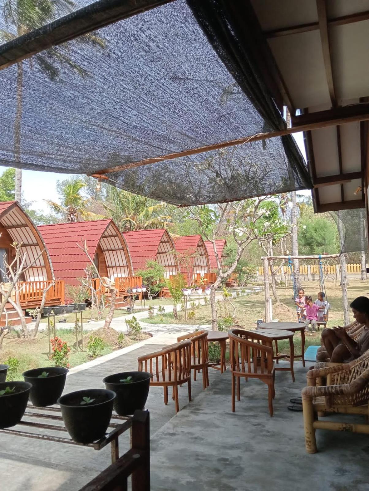 Blue Moon Meno Hotel Ilhas Gili Exterior foto