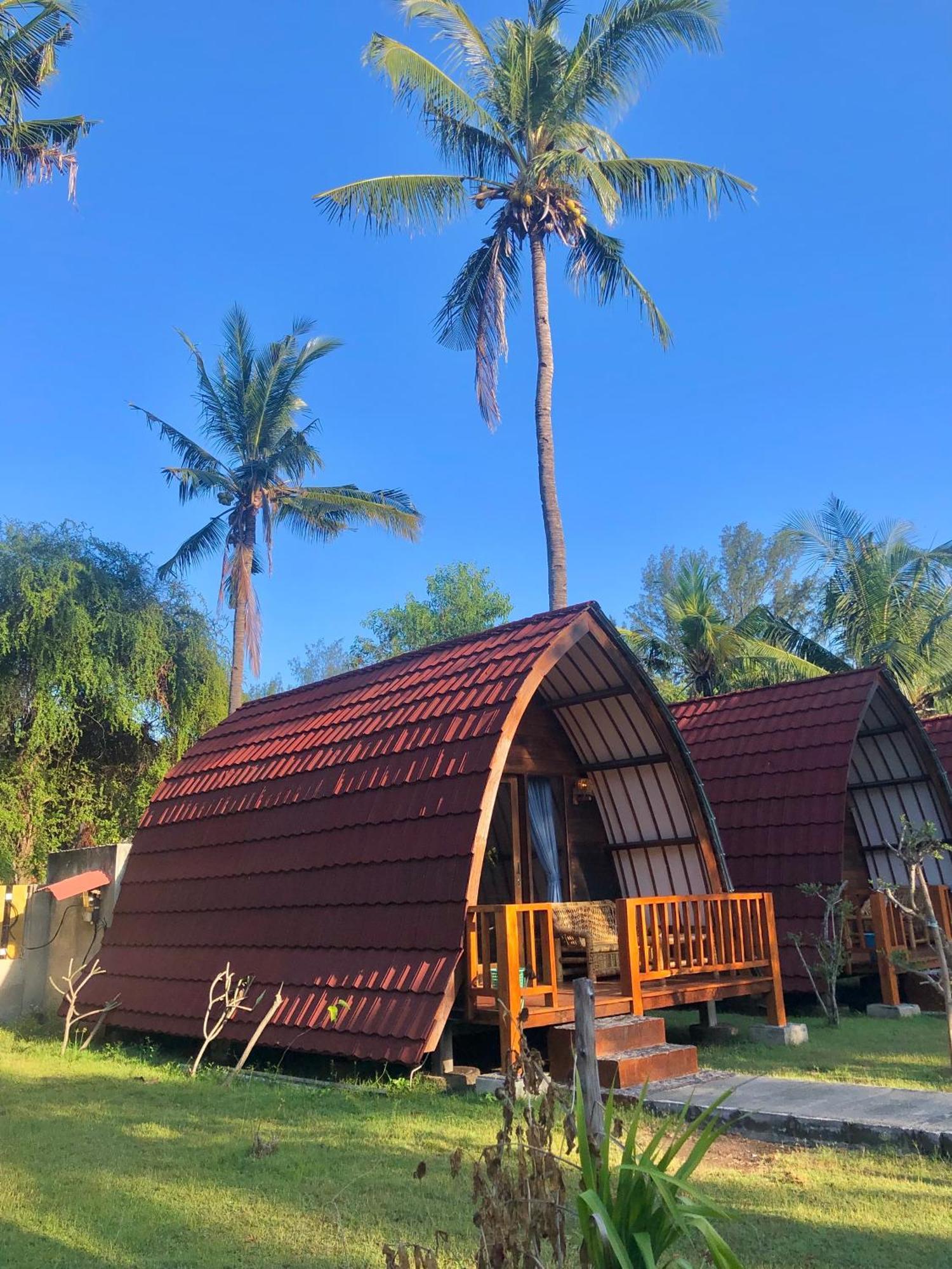 Blue Moon Meno Hotel Ilhas Gili Exterior foto