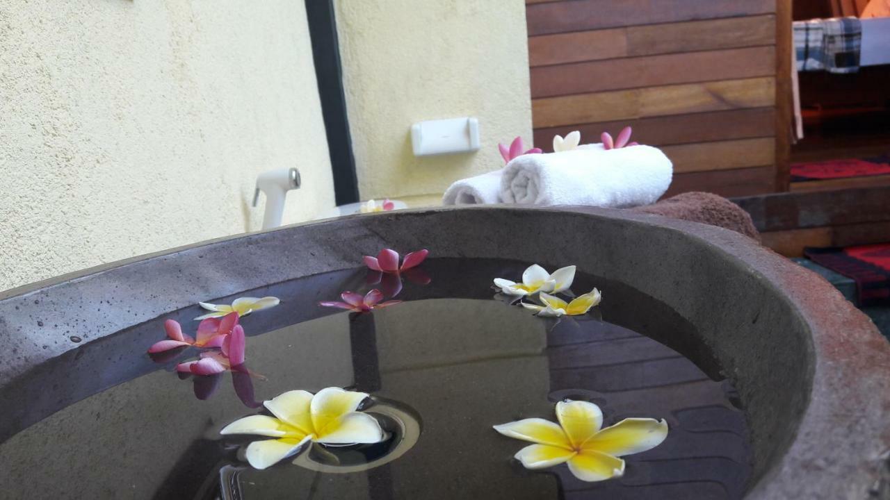 Blue Moon Meno Hotel Ilhas Gili Exterior foto